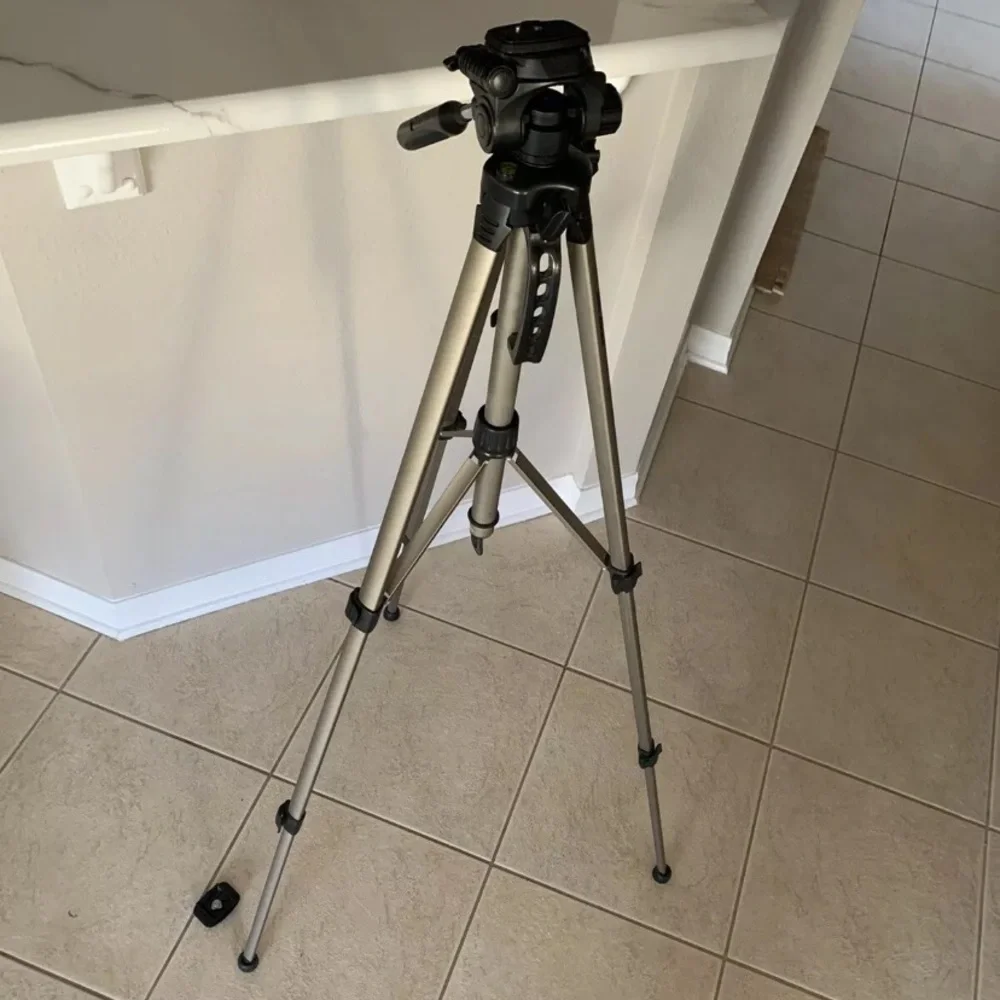 MX 2000 Camera Tripod Full Size 61”
